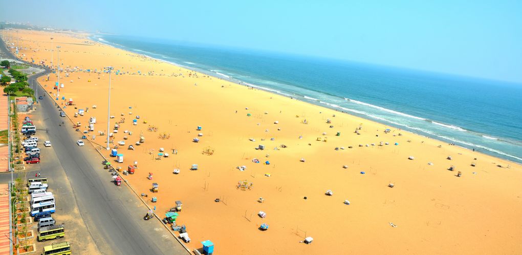 Chennai - Marina Beach - Kapaleeshwarar Temple - Fort St. George - Santhome Basilica gallery image